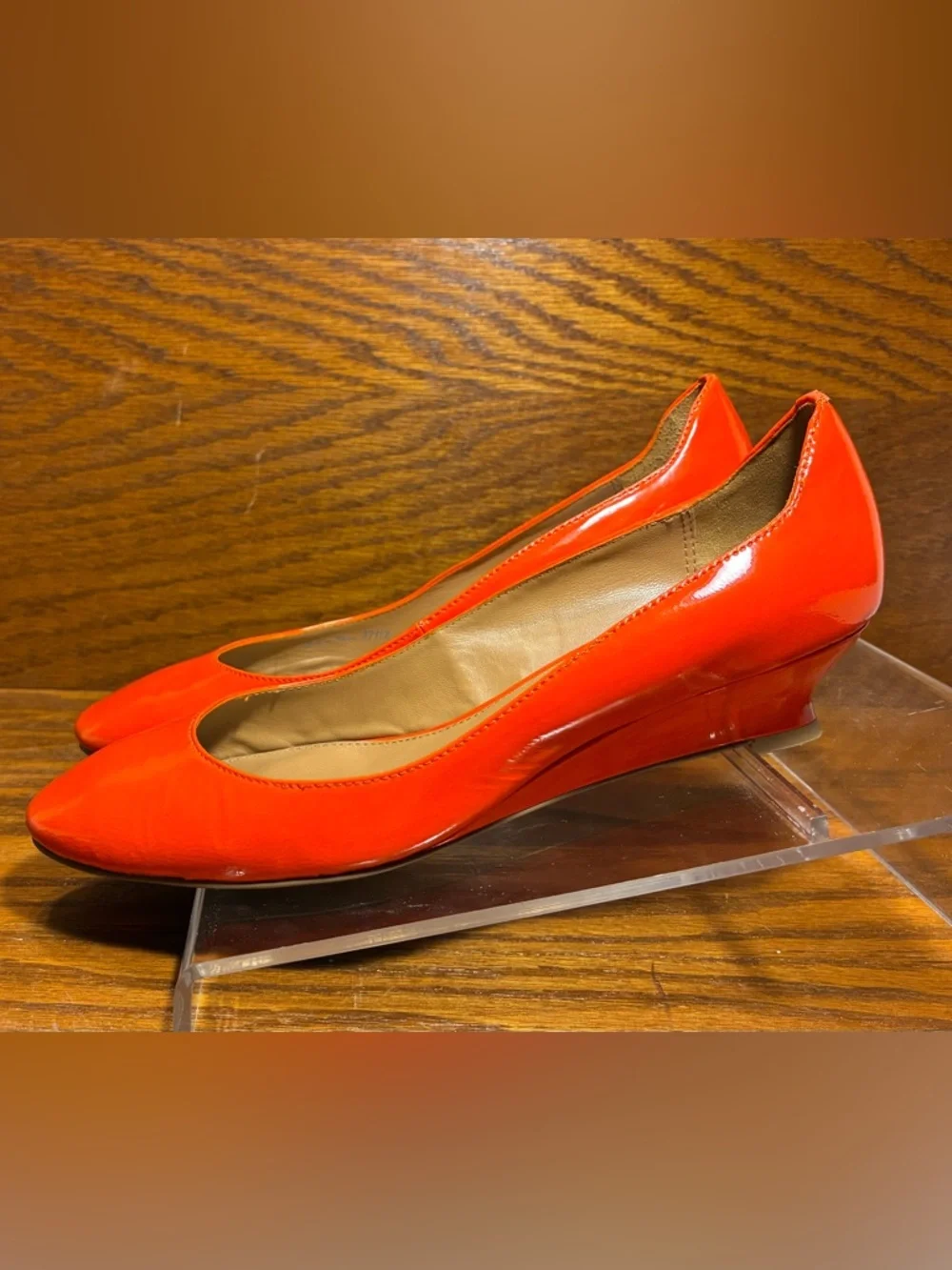ELIE TAHARI Orange Patent Leather Scalloped Collar Demi Wedge Heels EU 37.5 US 7